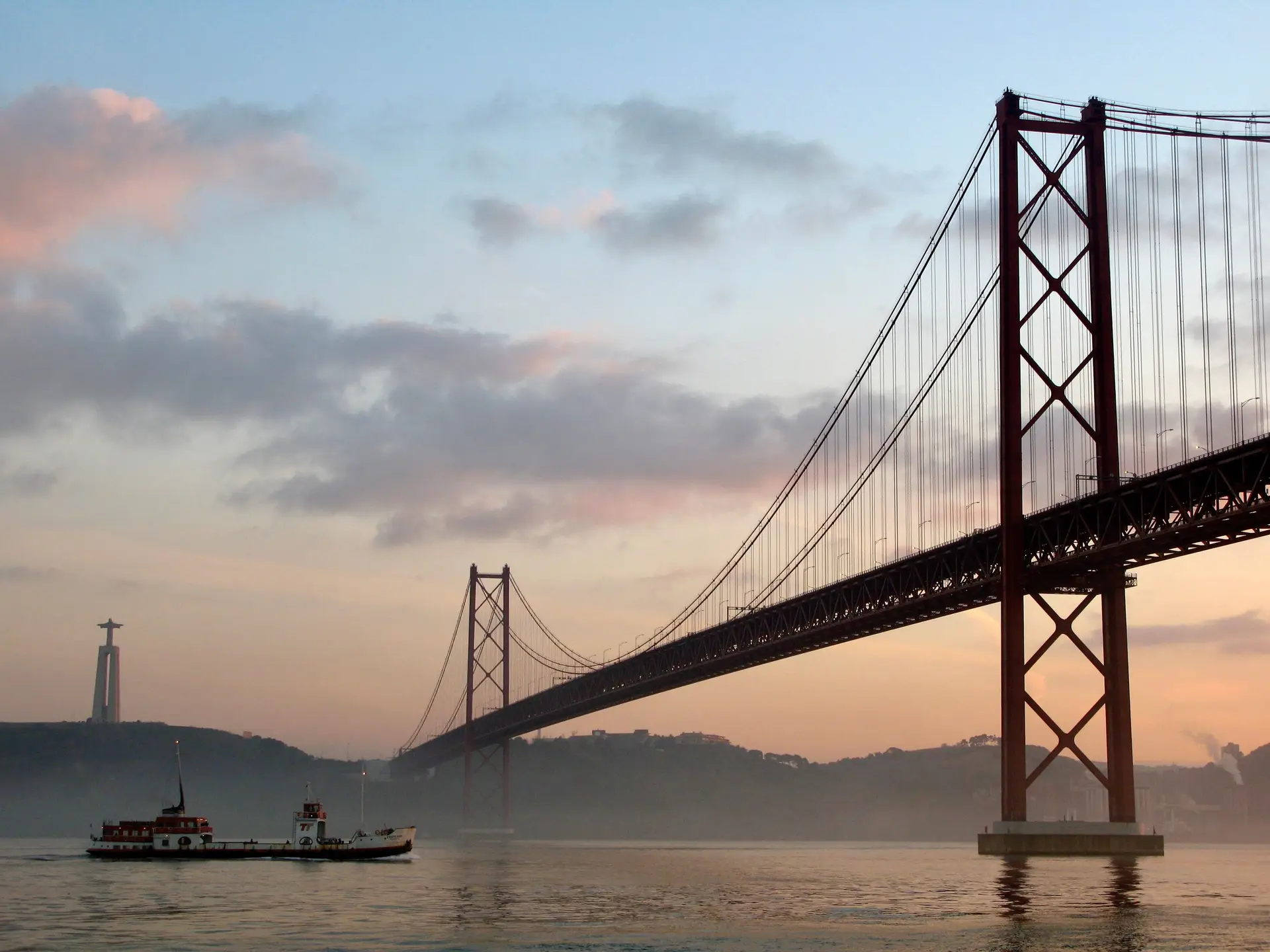 Portagens nas pontes sobre o Tejo podem subir cerca de 9% em janeiro