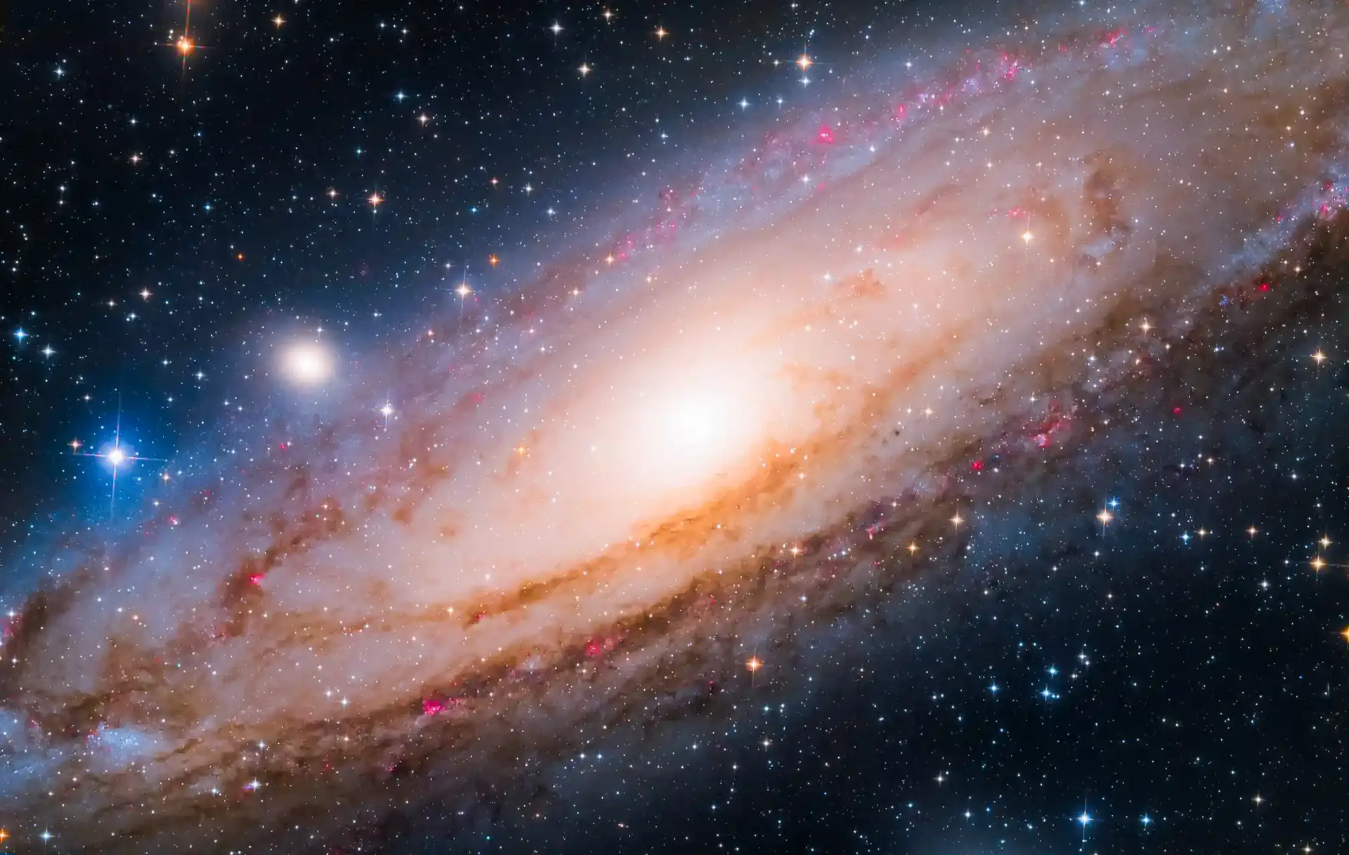 China e França lançam satélite para seguir e analisar explosões de raios gama