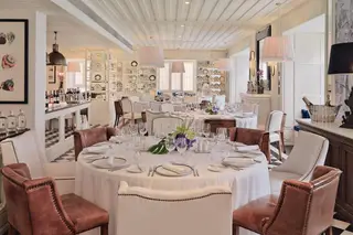 Restaurante Azul e Branco