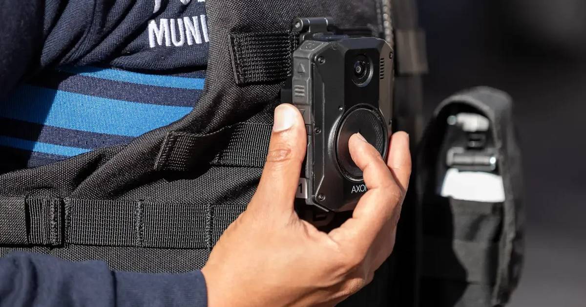 Plataforma de vigilância por vídeo e concursos de câmeras corporais estão empatados há mais de um ano
