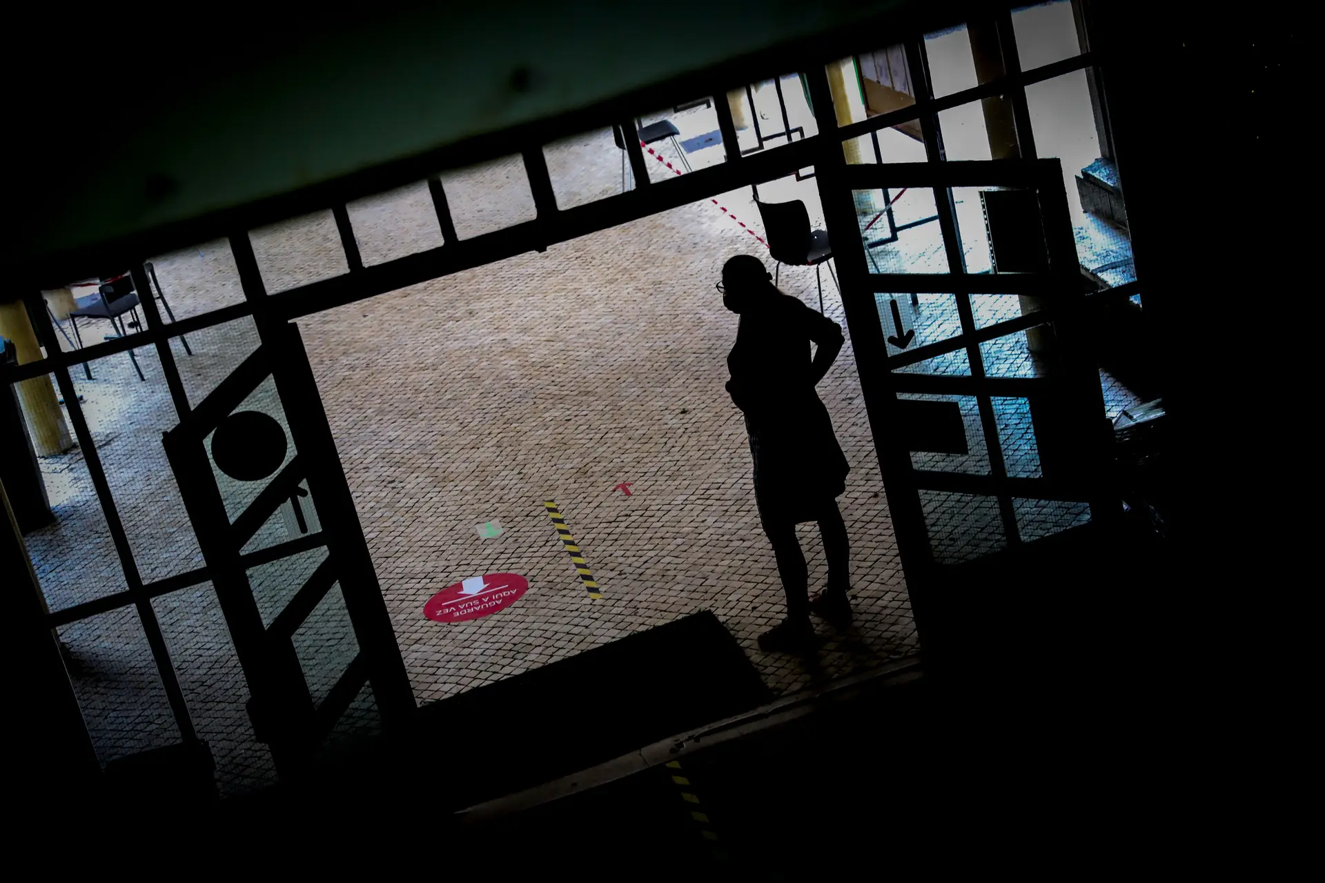 Câmara de Lisboa deixou de assegurar transporte, escola marcou faltas aos alunos e Ministério teve de intervir