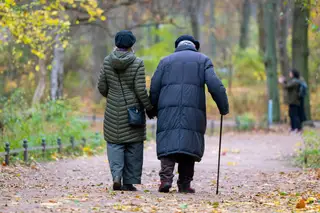 Doença de Alzheimer: idade é o principal fator de risco, mas estilo de vida é fundamental
