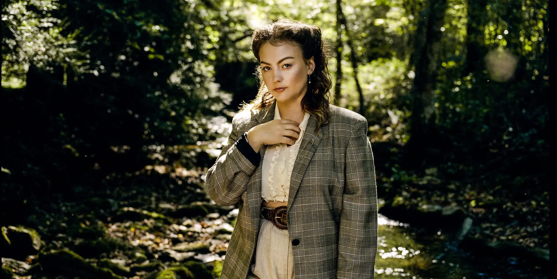 “O sofrimento é o que nos faz dar valor à vida.” Grande entrevista a Angel Olsen