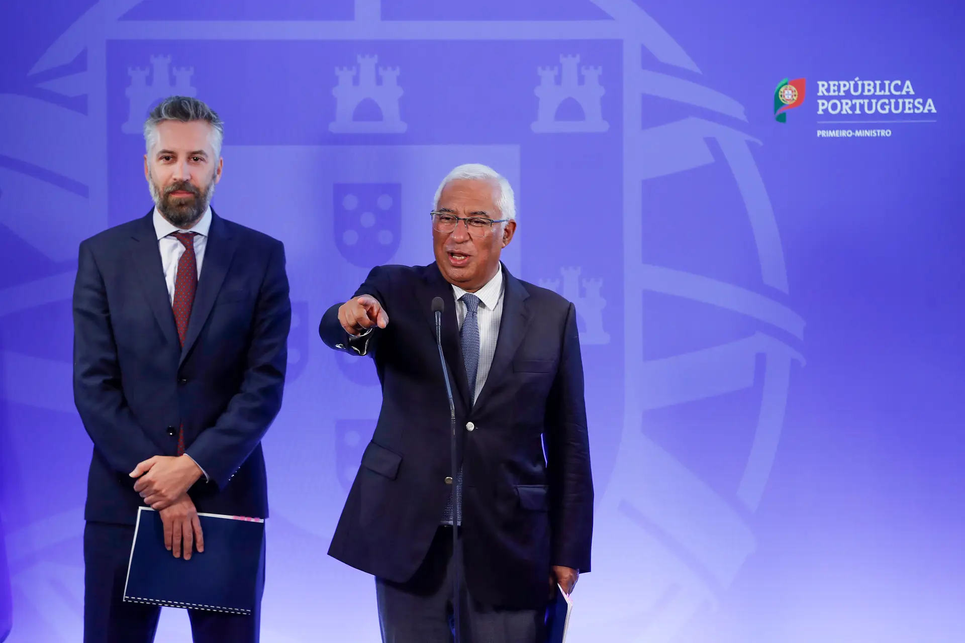 PSD e Governo fecham acordo para decidir novo aeroporto. Santarém vai ser uma das opções estudadas