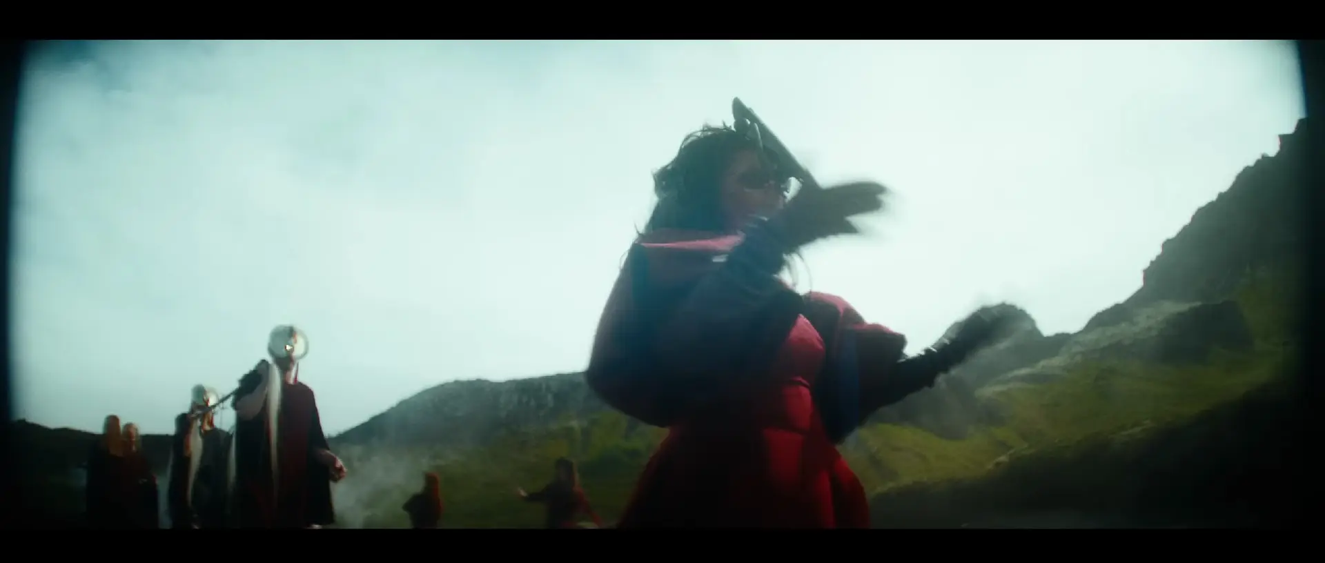 Björk despede-se da mãe no novo vídeo