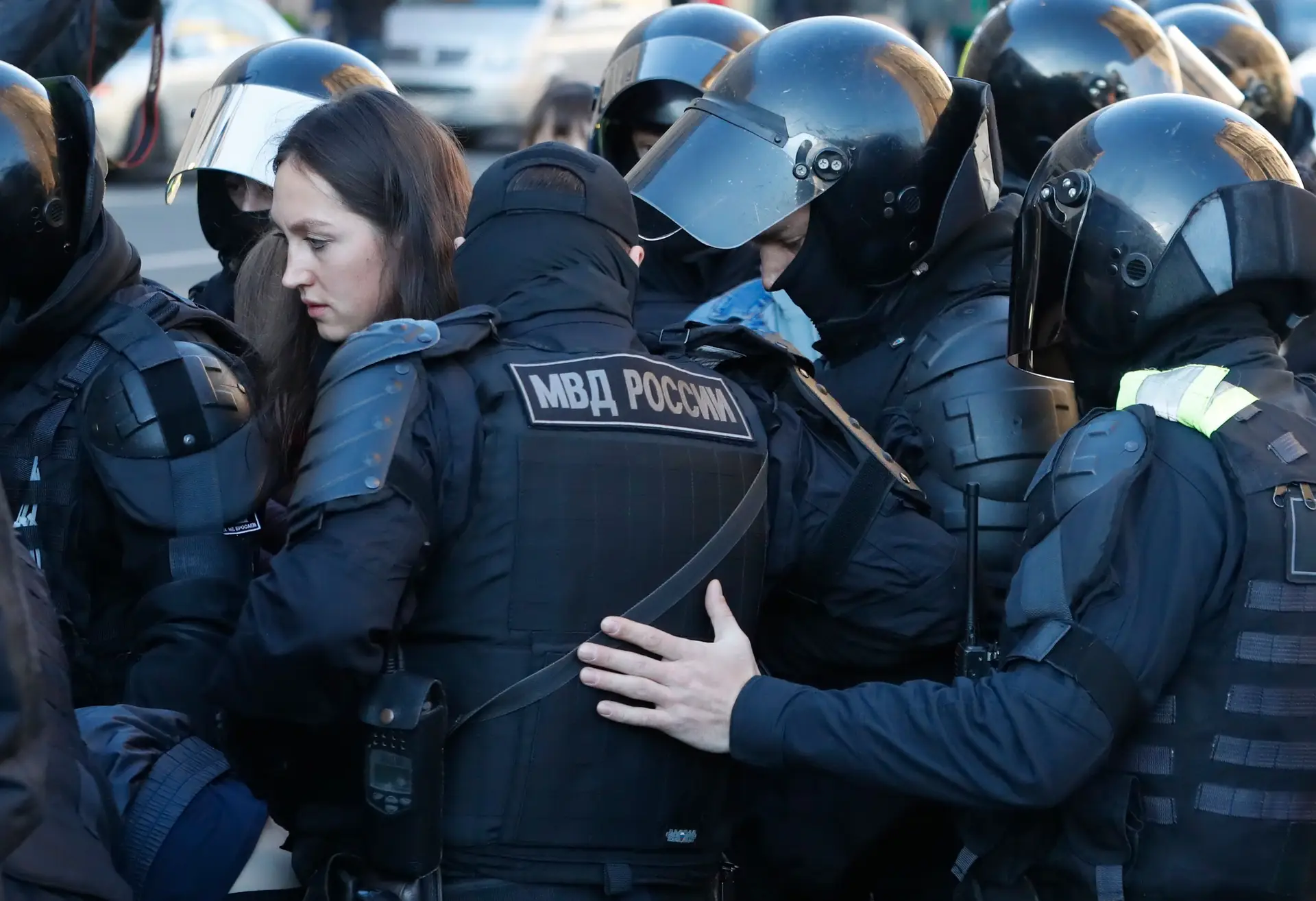 Mais de 680 detidos em protestos na Rússia contra mobilização