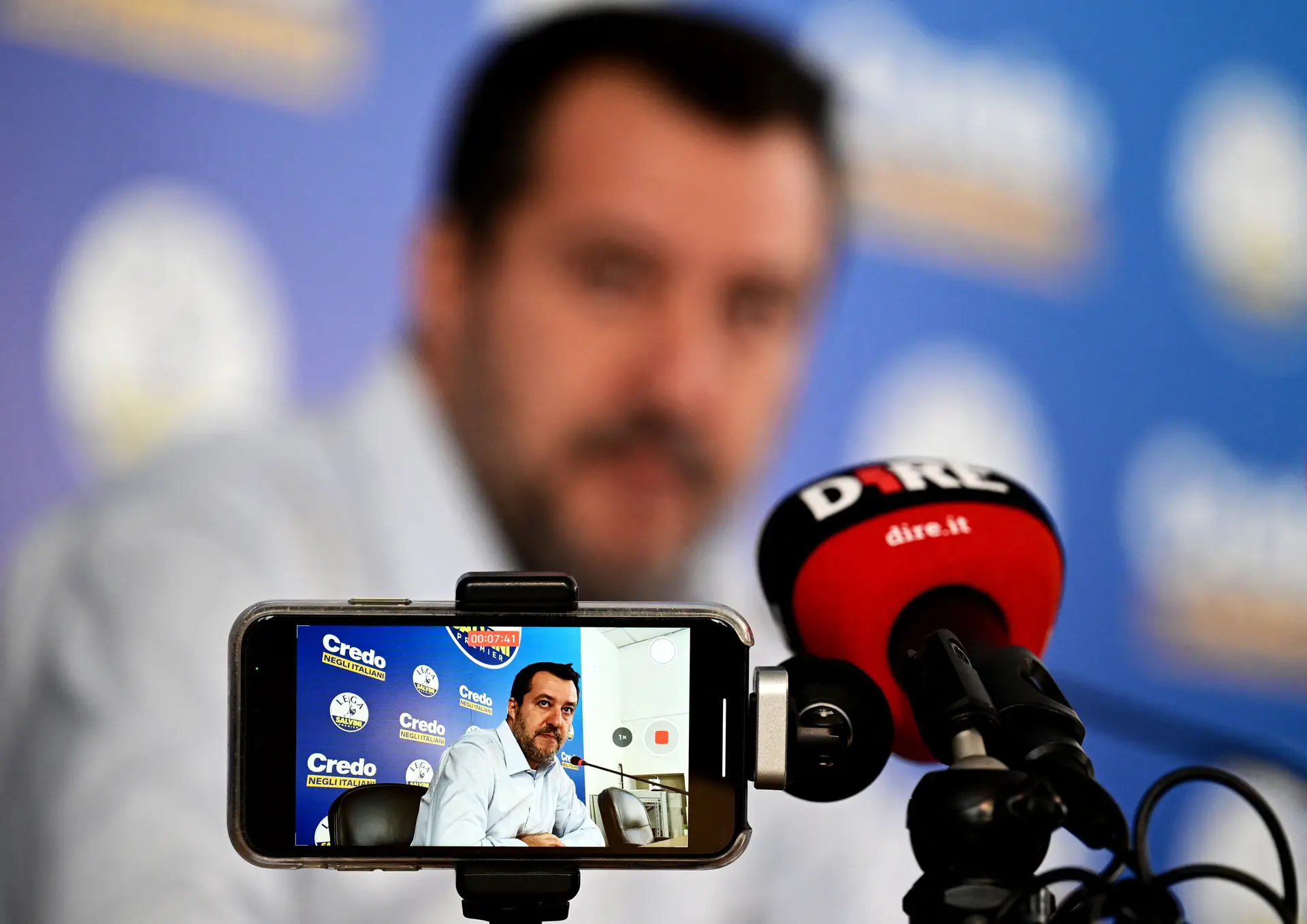 Matteo Salvini falou ao povo no dia depois das eleições de 25 de setembro de 2022 
