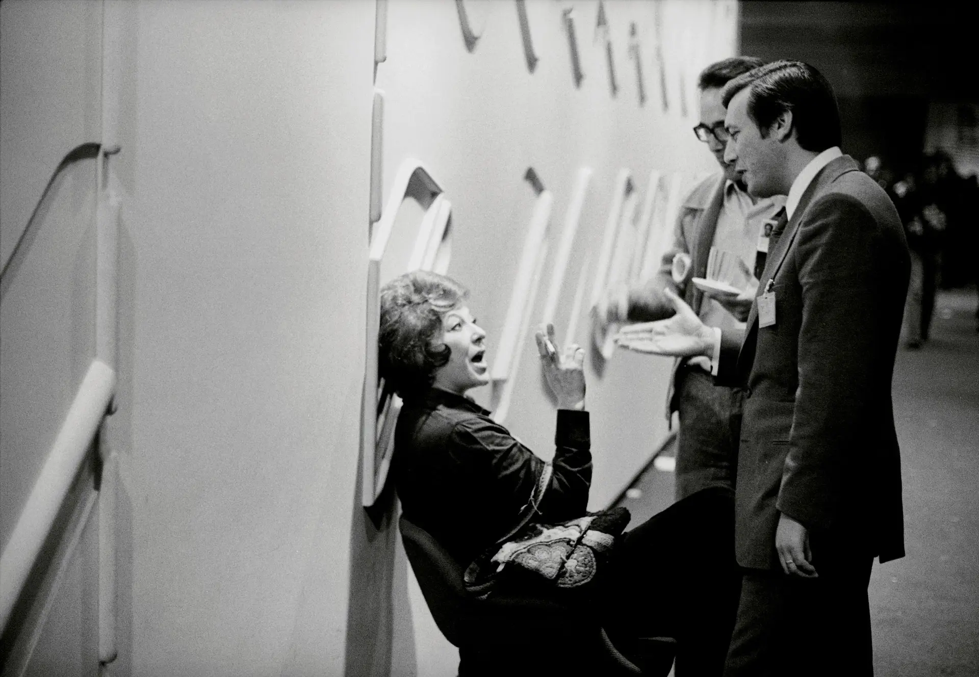 Natália Correia, durante as eleições de 1976