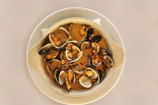 Amêijoas à marinheira