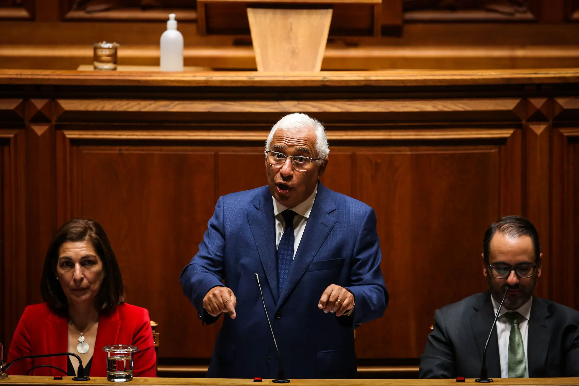 Sondagem: Governo passou do céu ao inferno em seis meses