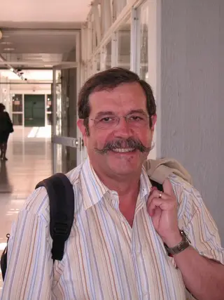 Alain Aspect, investigador na Universidade de Paris e laureado do Nobel da Física em 2022