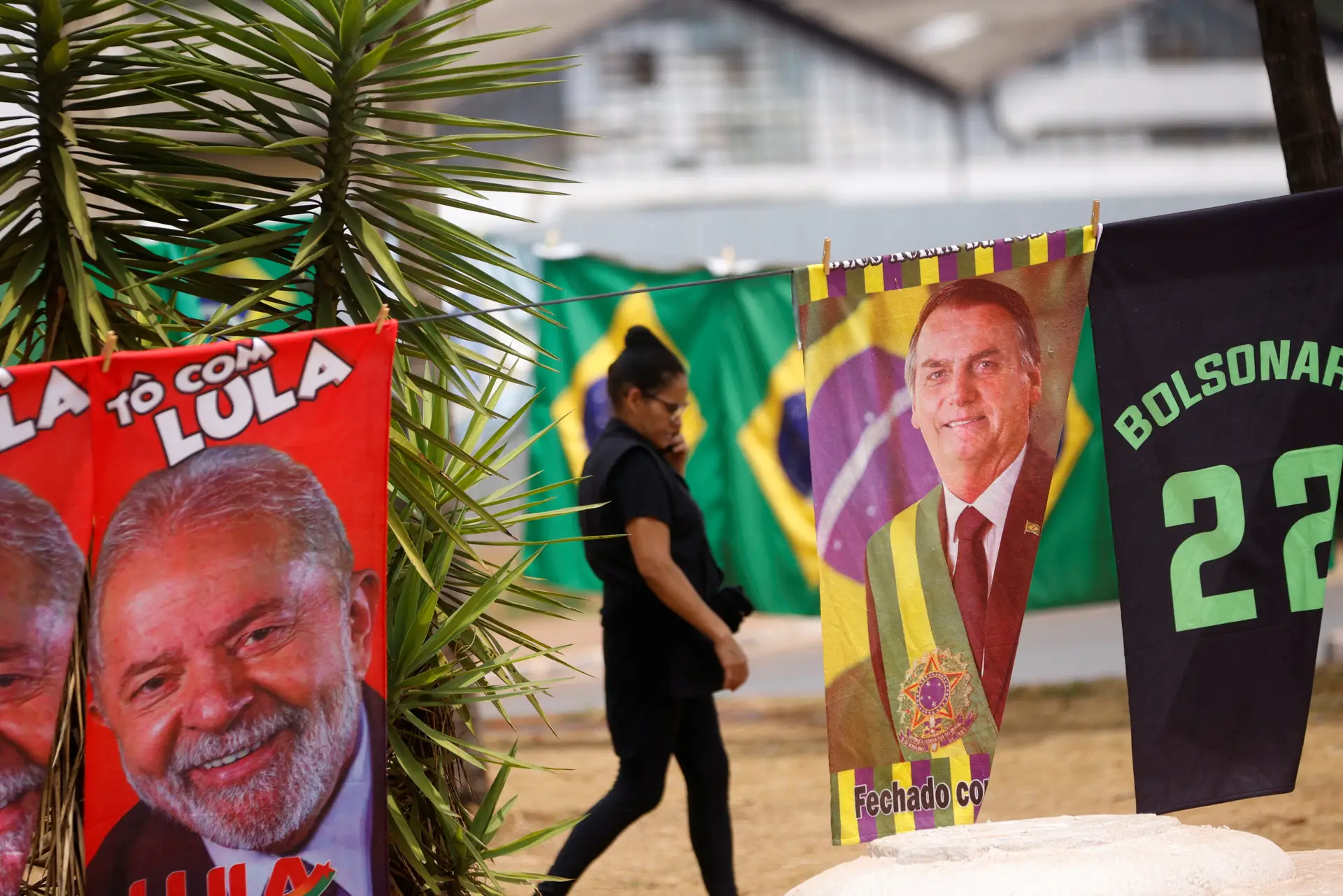 Corrida eleitoral entre Lula e Bolsonaro vai ser acirrada: migração de voto antissistema explica a força do atual presidente