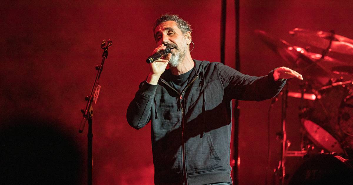 A pergunta de Serj Tankian, dos System of a Down, faz aos Imagine Dragons: “Seriam capazes de tocar na Alemanha nazi?”