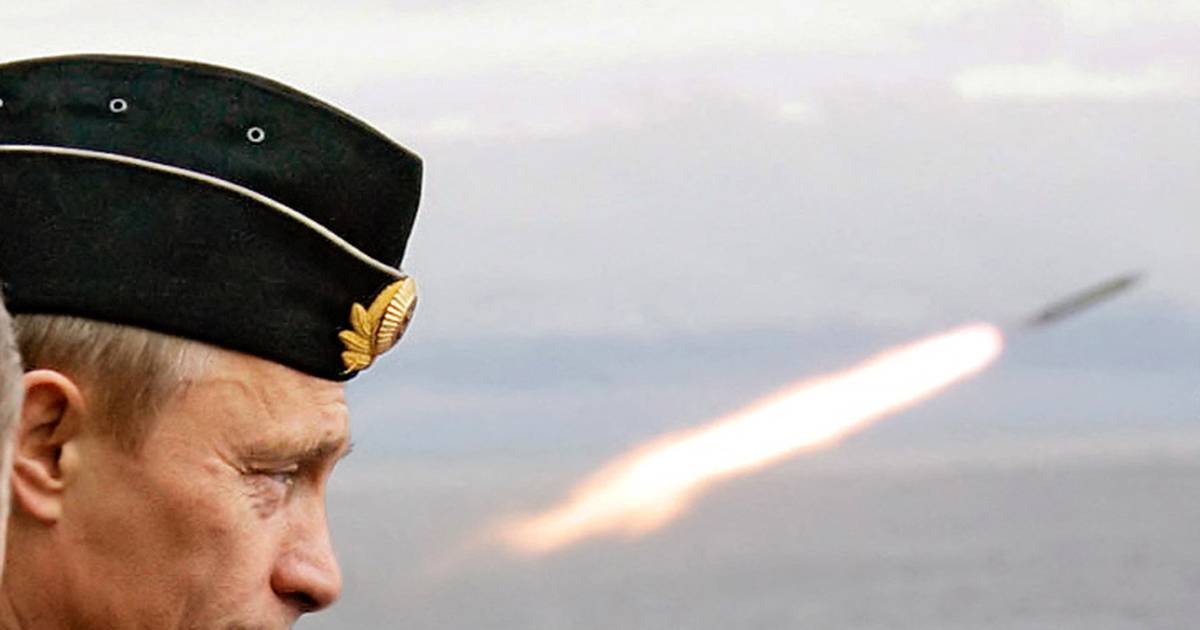 Rússia vai fazer exercícios nucleares perto do território ucraniano como resposta a “provocações” ocidentais
