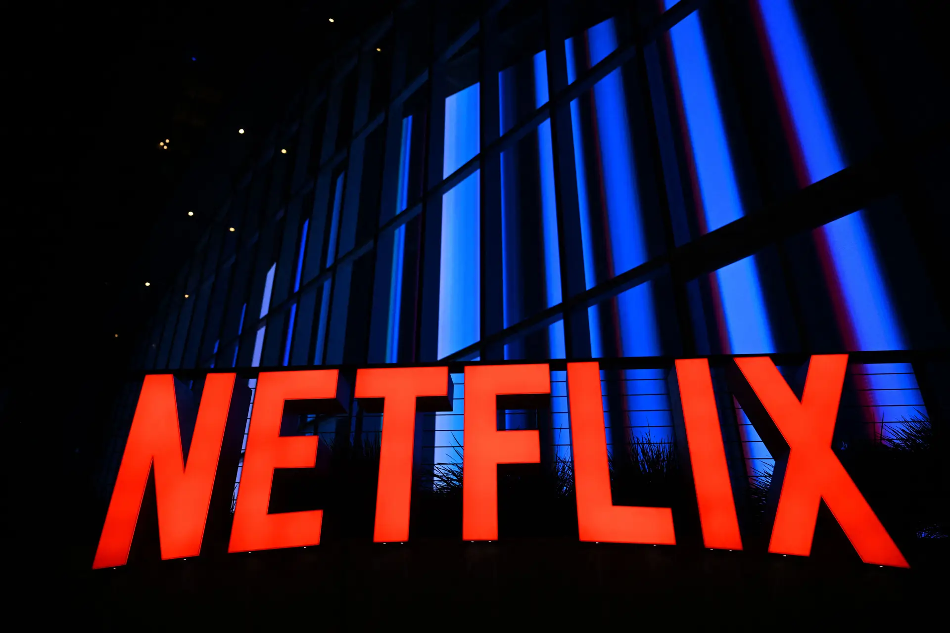 Netflix acaba com partilha de contas em Portugal para pessoas que vivem em casas diferentes