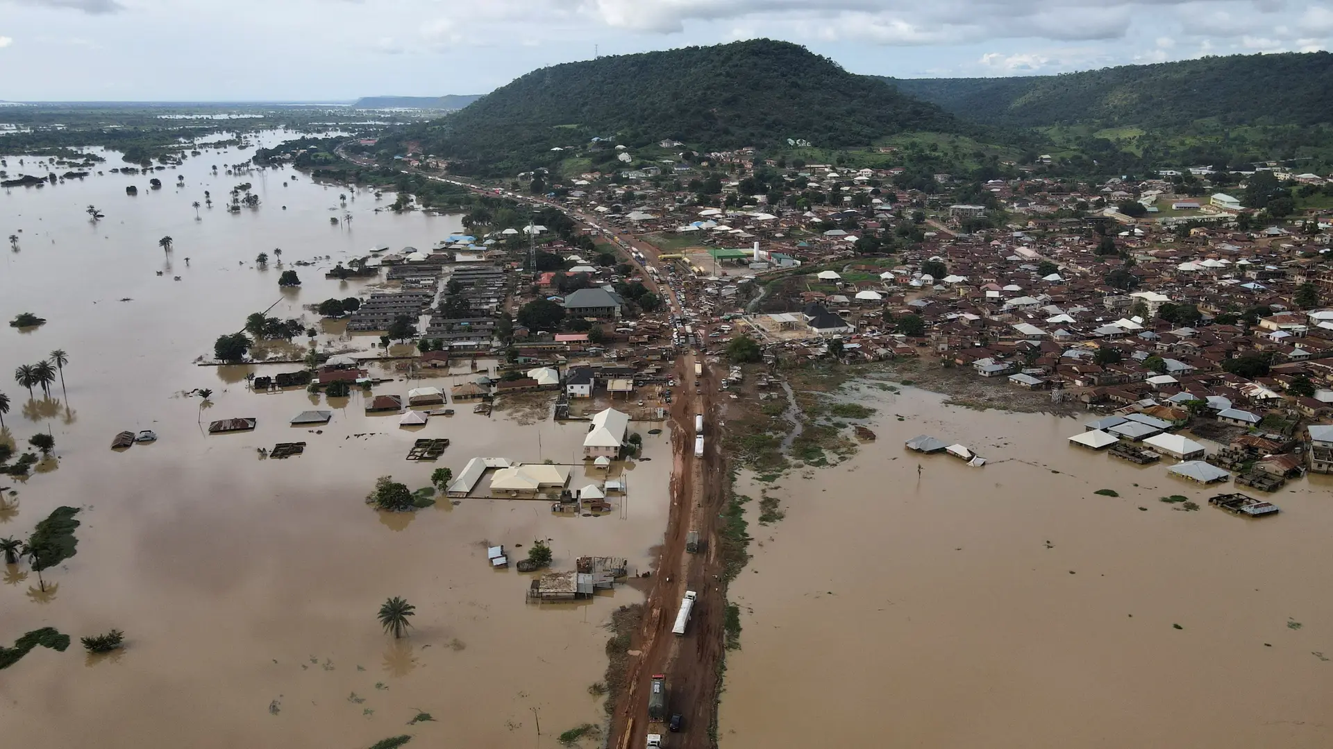 Inundações atingiram duramente a Nigéria em outubro