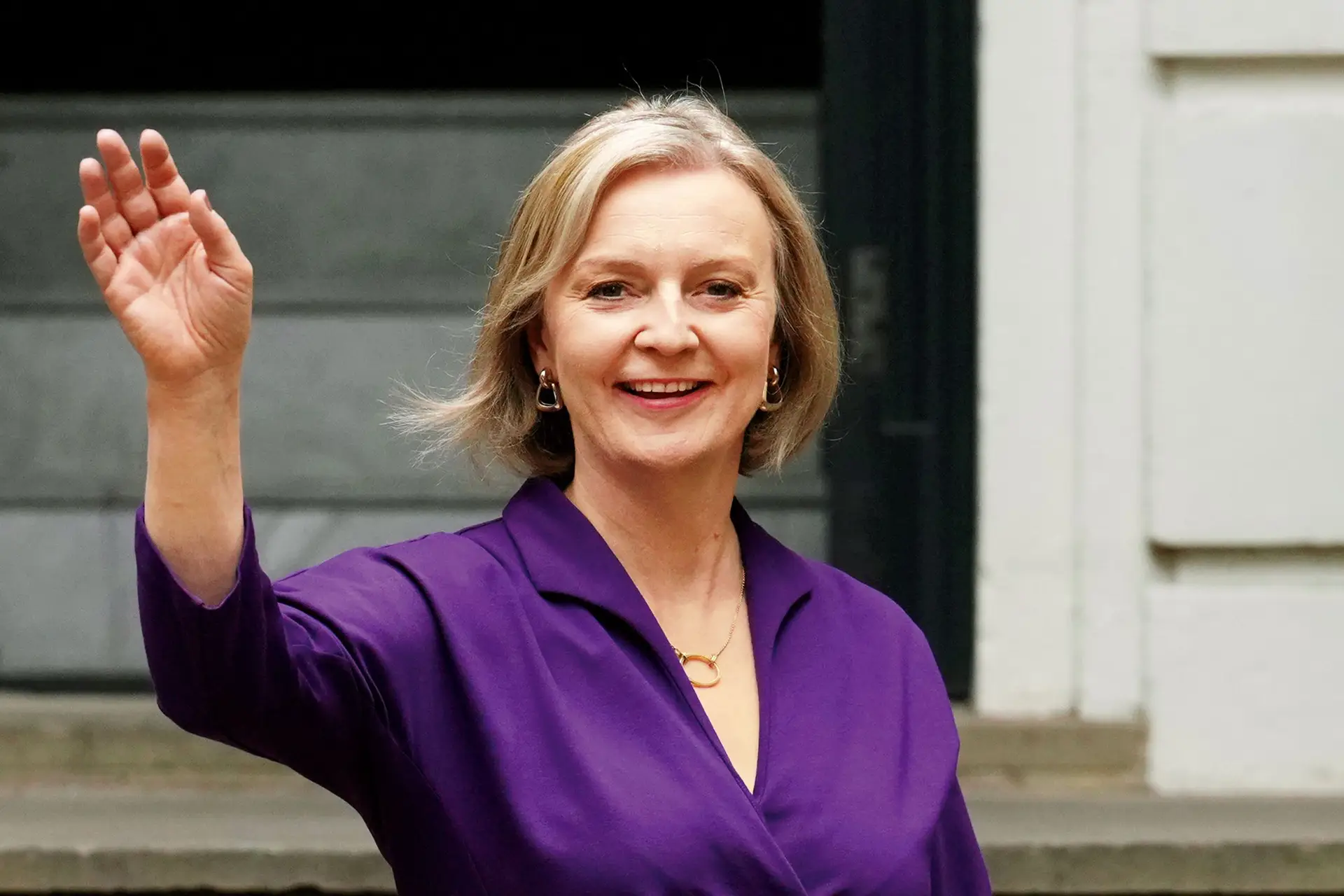 O extraordinário caso de Liz Truss: como chegou ao fim uma era que não chegou a começar