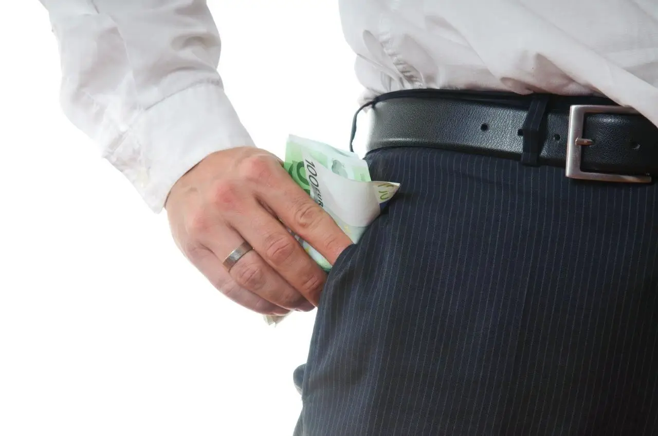 Apoio de 125 euros está a chegar ao bolso dos portugueses, mesmo àqueles que não têm direito