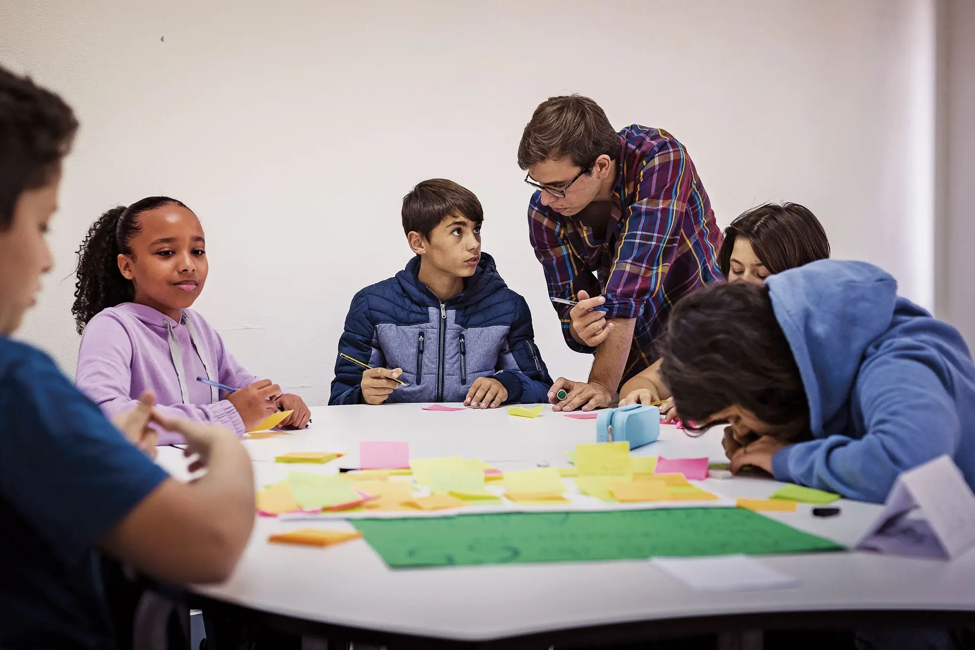 Francisco é um dos três mentores que ajudam professores de Matemática e Português do 5º e 6º anos na Escola de Alvide