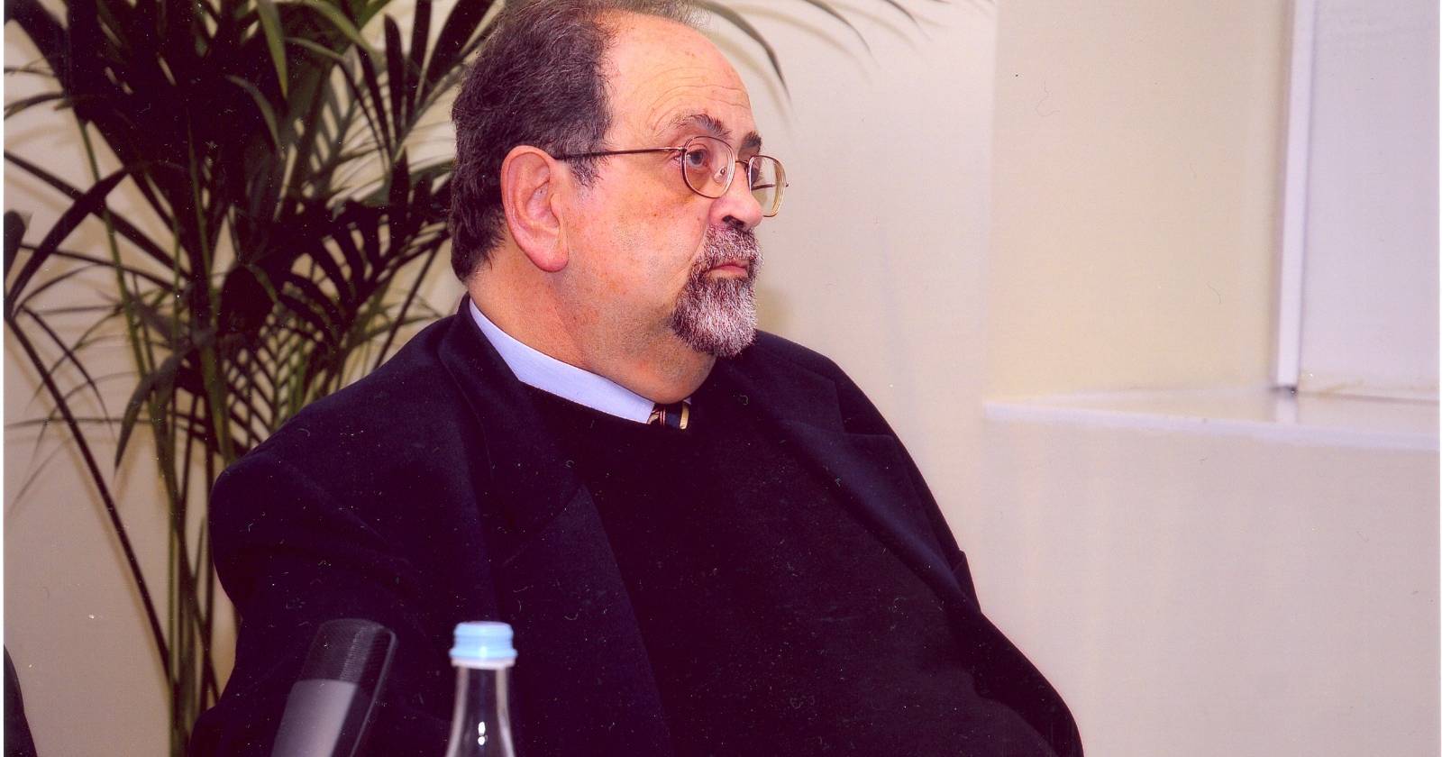 Morreu o professor Carlos Pimenta
