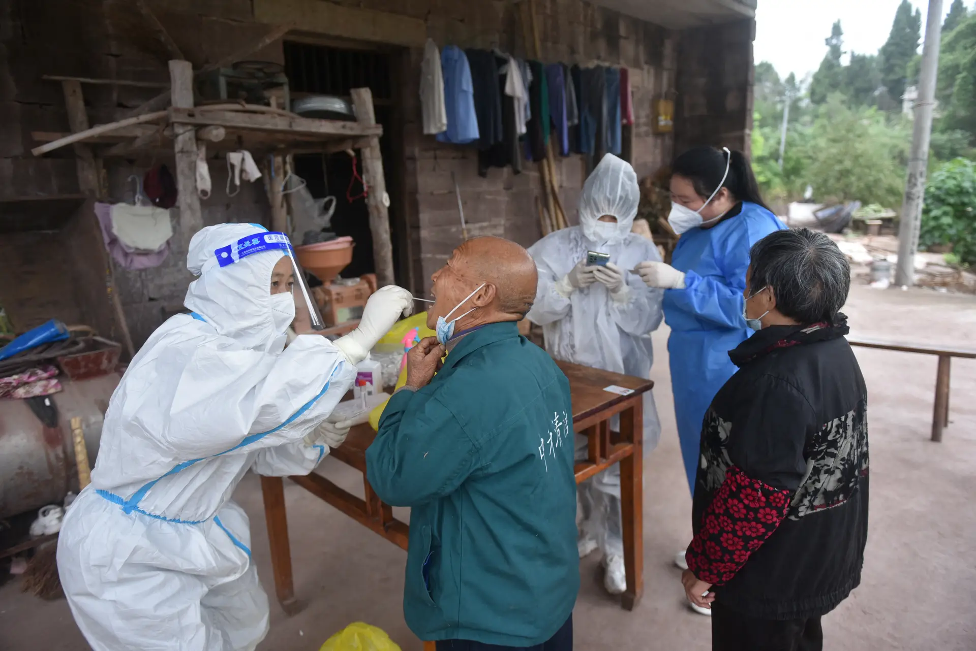 China lança vacina inalável contra a covid-19