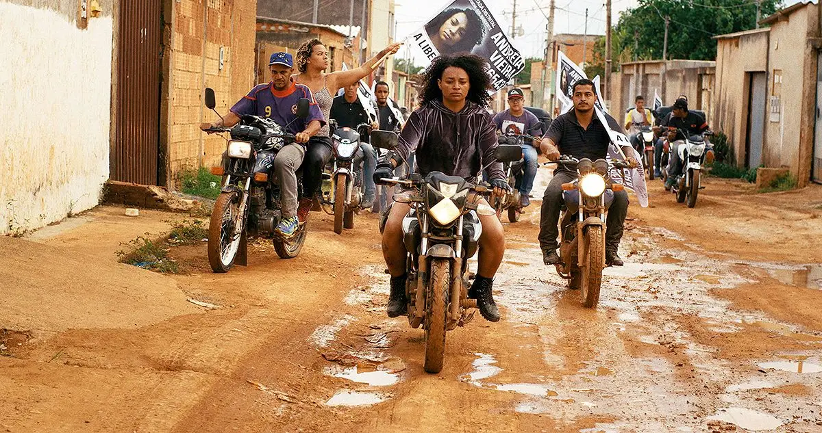 “Mato Seco em Chamas” é ficção ou documentário? Há um desejo de ‘alucinar o real’