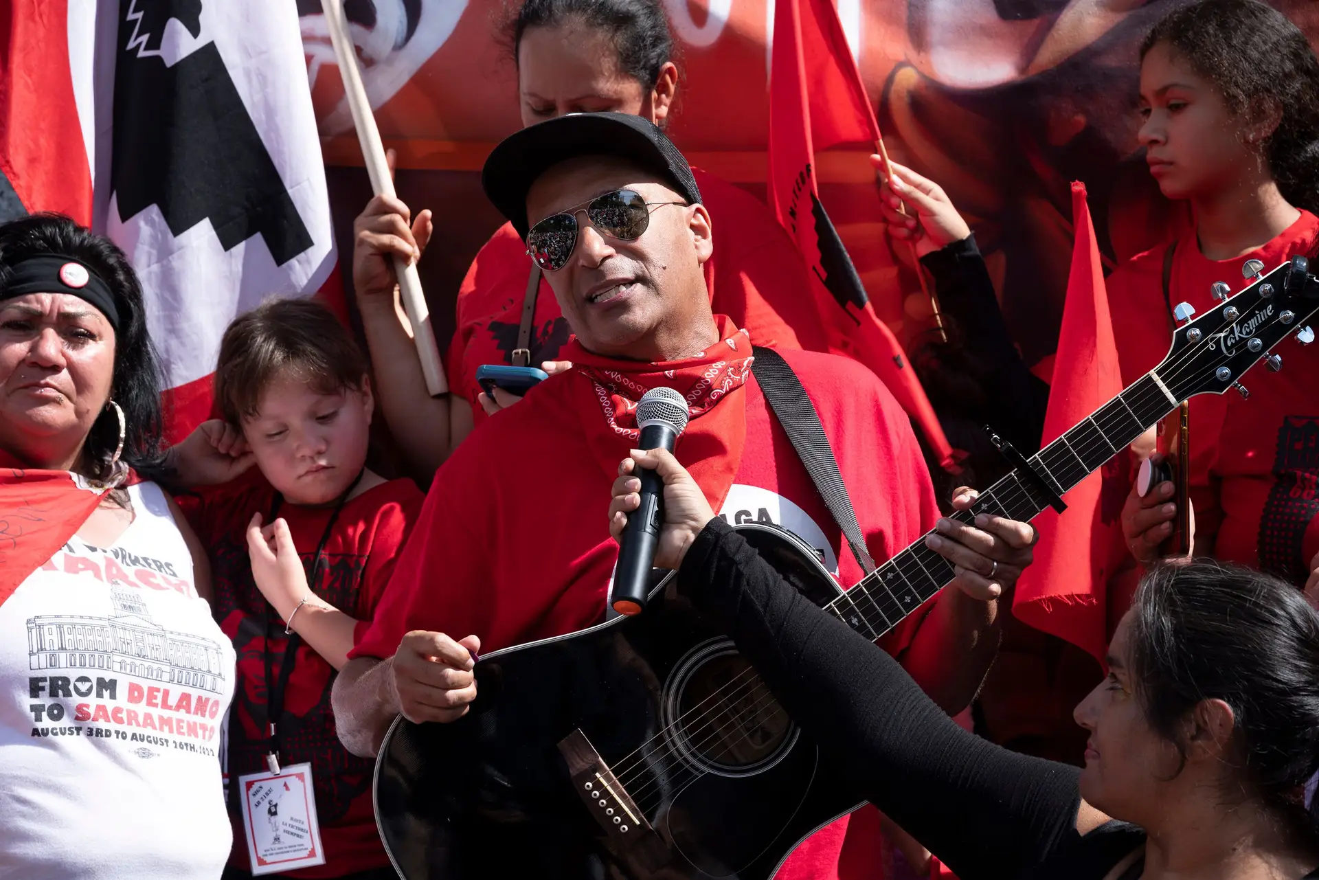 Tom Morello dos Rage Against the Machine quer a vitória de Lula da Silva: “Vamos provar que a humanidade é maior que o fascismo”