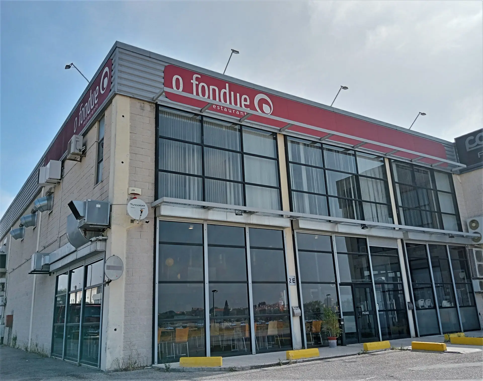 Fachada do novo O Fondue