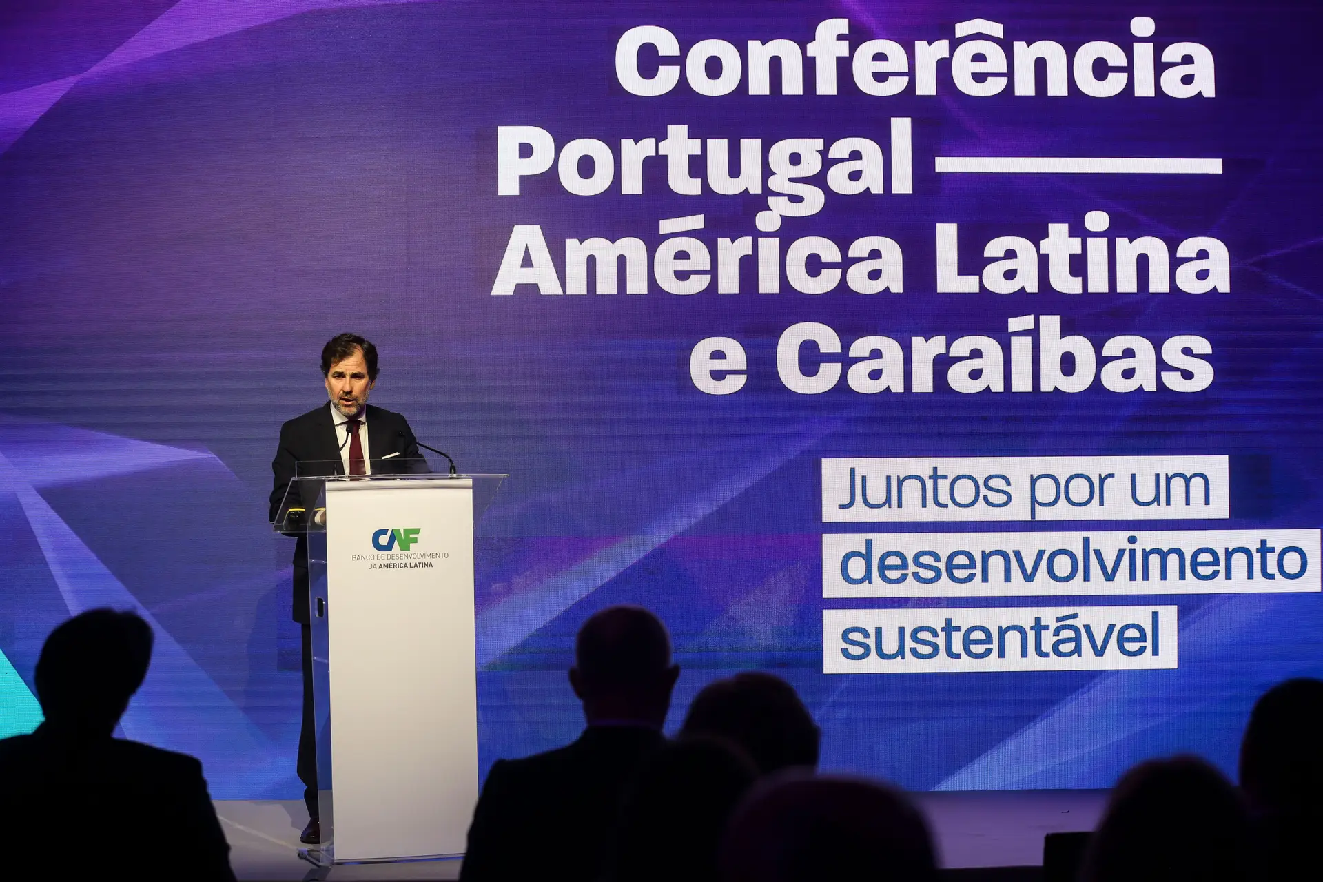 Paulo Neves abriu a "Conferência Portugal – América Latina e Caraíbas. Juntos por um desenvolvimento sustentável"