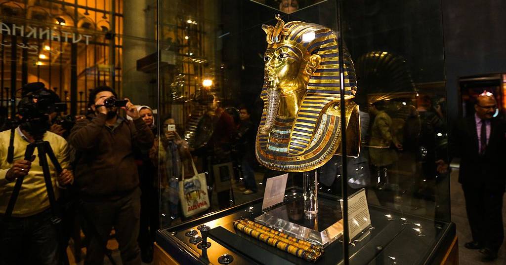 O túmulo de Tutankhamon foi descoberto há 100 anos, mas a polémica ainda não foi enterrada