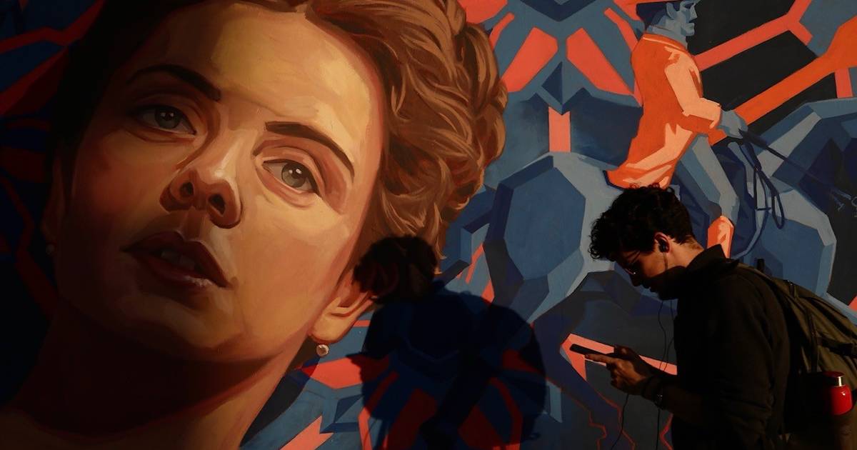 'Para Agustina - Extravagante Retrato de Família: Porto inaugura grande mural de homenagem à escritora