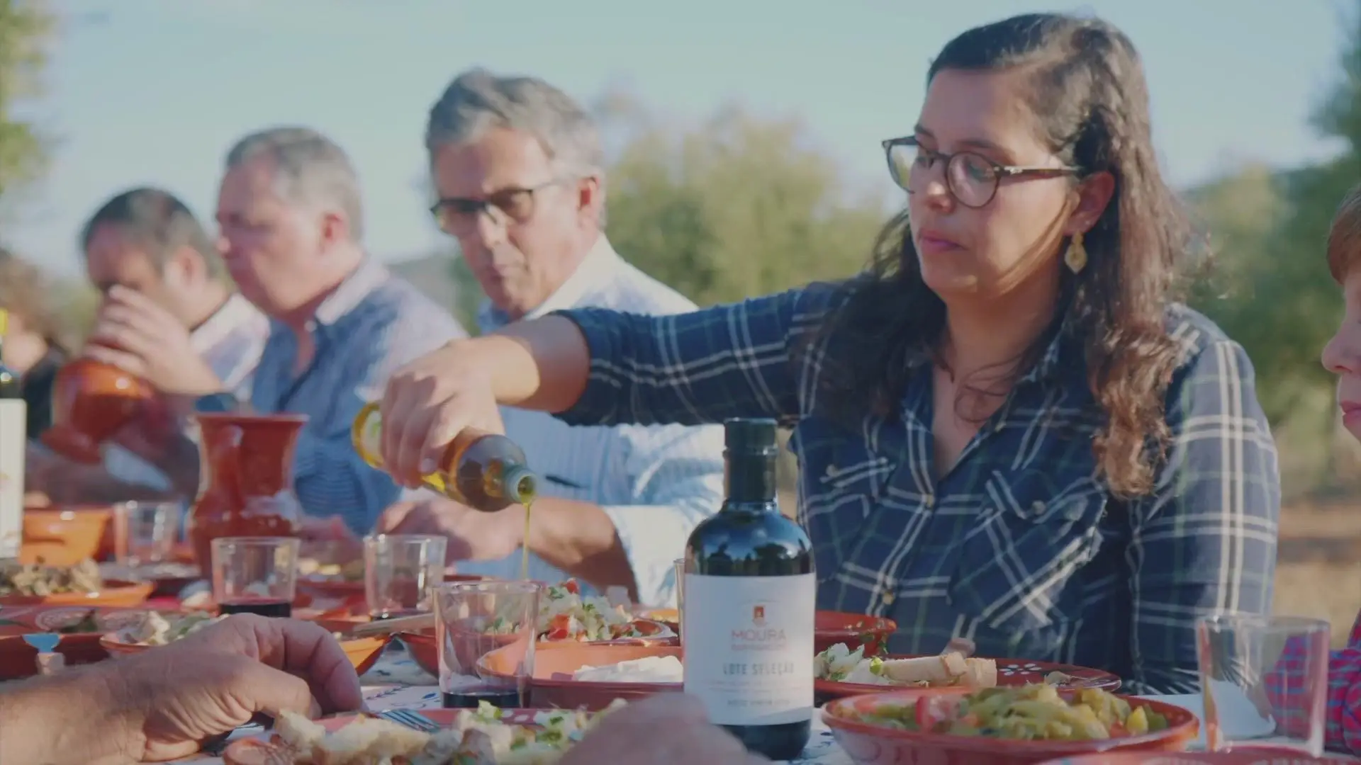 Azeite de Moura DOP: o ouro líquido que tempera o Alentejo (VÍDEO)