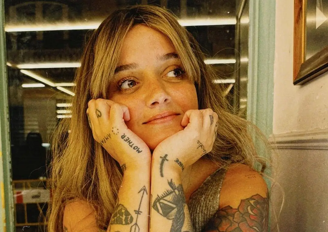 “Ontem a minha mãe ligou-me a chorar e disse: ‘eu preciso do número do Dino’”: Carolina Deslandes sobre entrevista de Dino D’Santiago