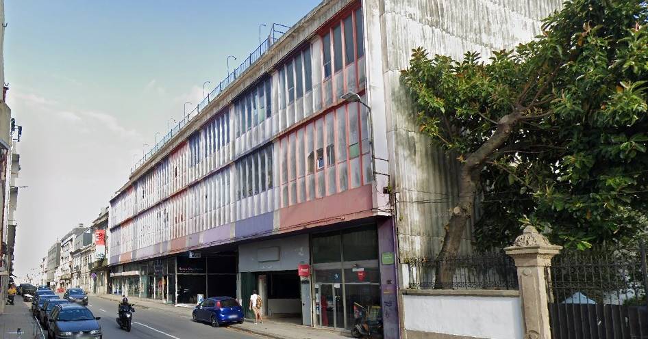Câmara do Porto mandou a polícia fechar mais de 100 lojas no Stop, a “verdadeira casa da música”