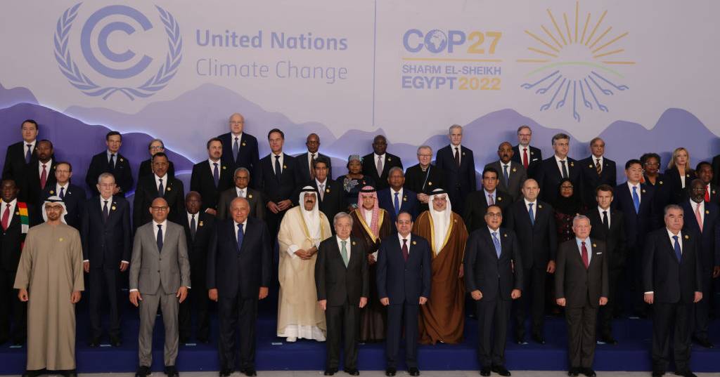 “Pressionar países não europeus ricos”, abandonar os fósseis, incluir refugiados nos debates: as primeiras declarações na COP27