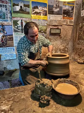 Olaria António Mestre, em Beringel