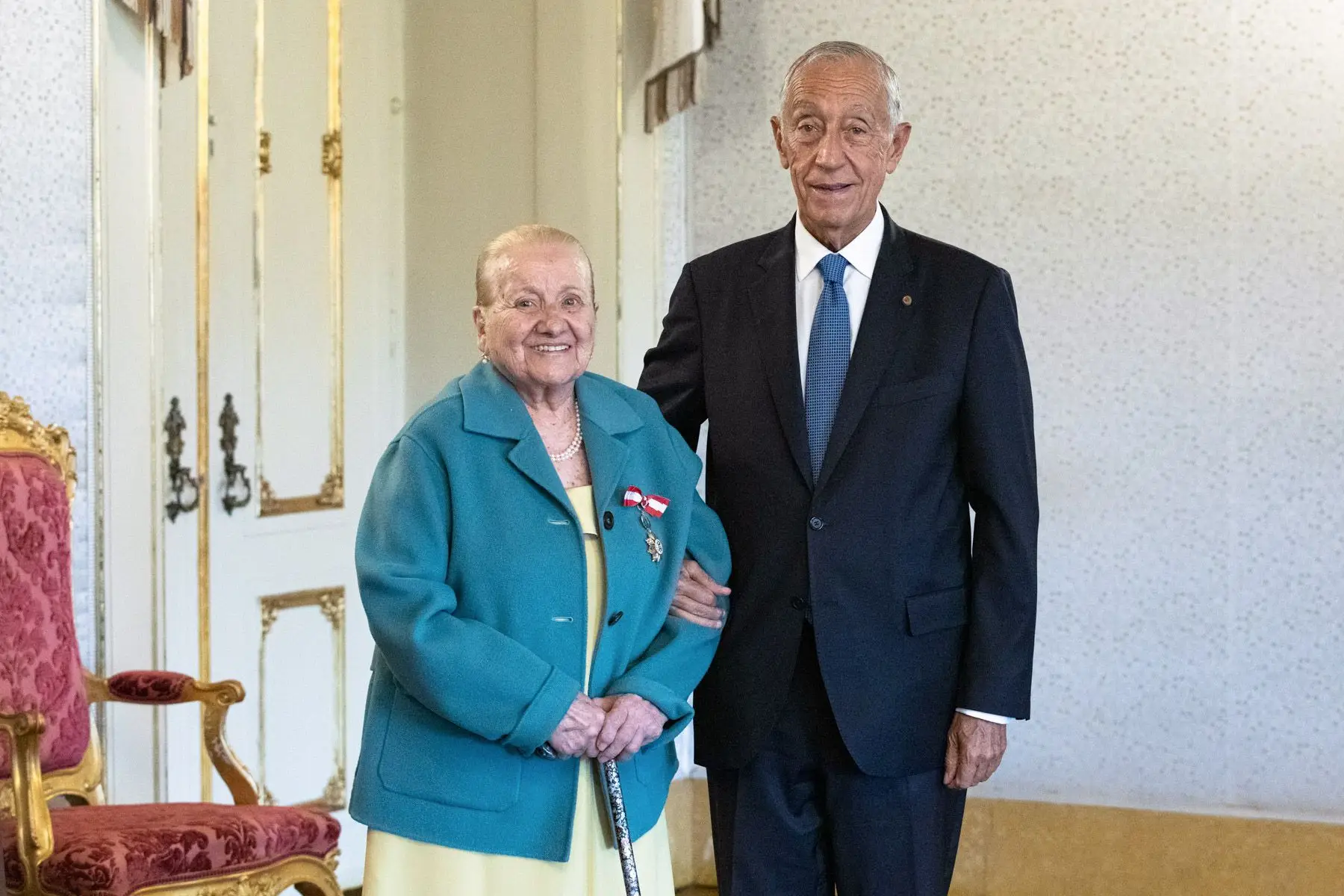 Alice Marto foi condecorada pelo presidente Marcelo Rebelo de Sousa com o grau de Oficial da Ordem do Mérito Empresarial, Classe do Mérito Industrial