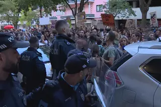 March against Climate Failure: activists invaded building where the Minister of Economy was