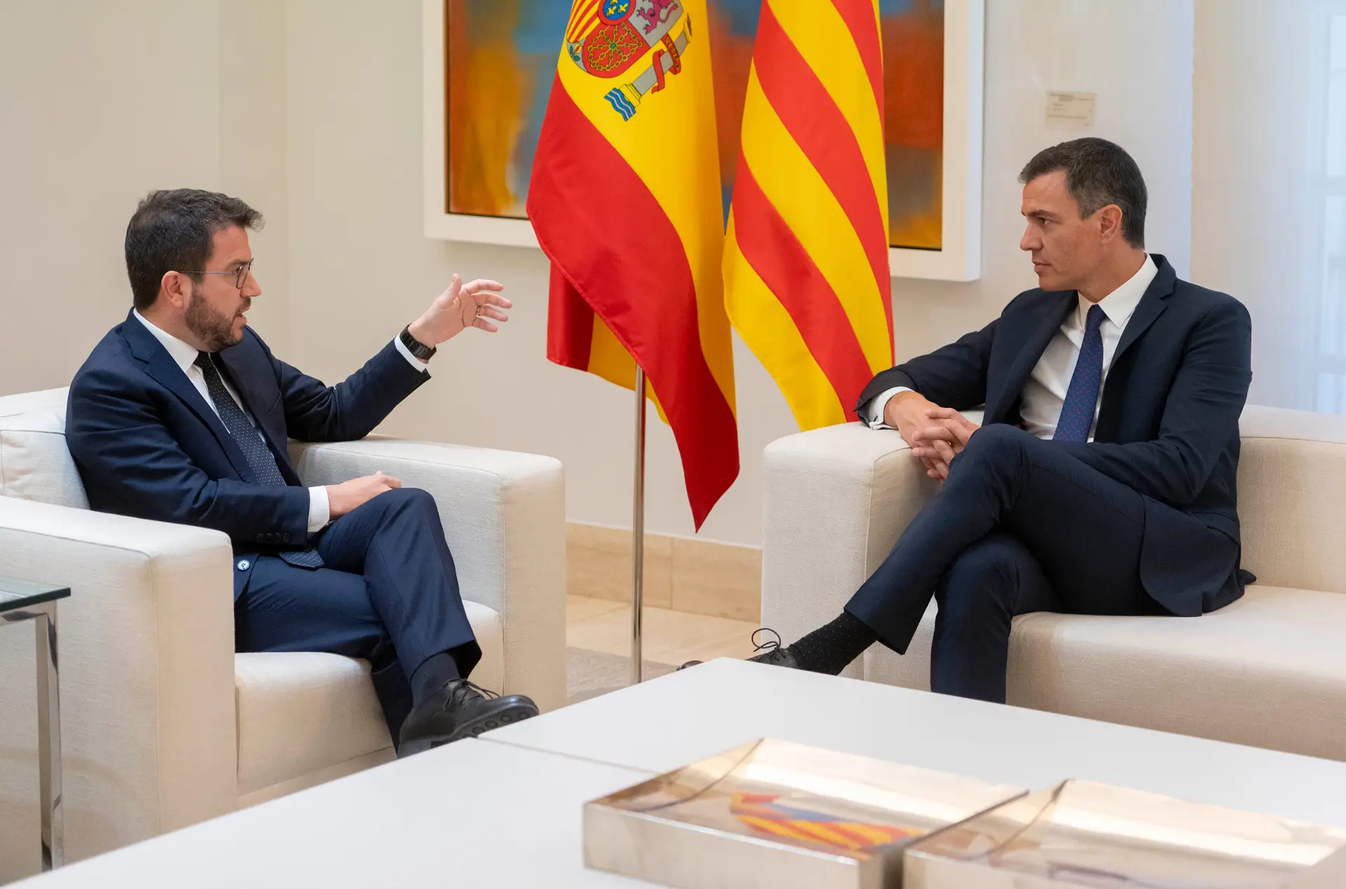 O presidente do governo regional catalão, Pere Aragonès, tem tido relação cordial com o primeiro-ministro espanhol, Pedro Sánchez  