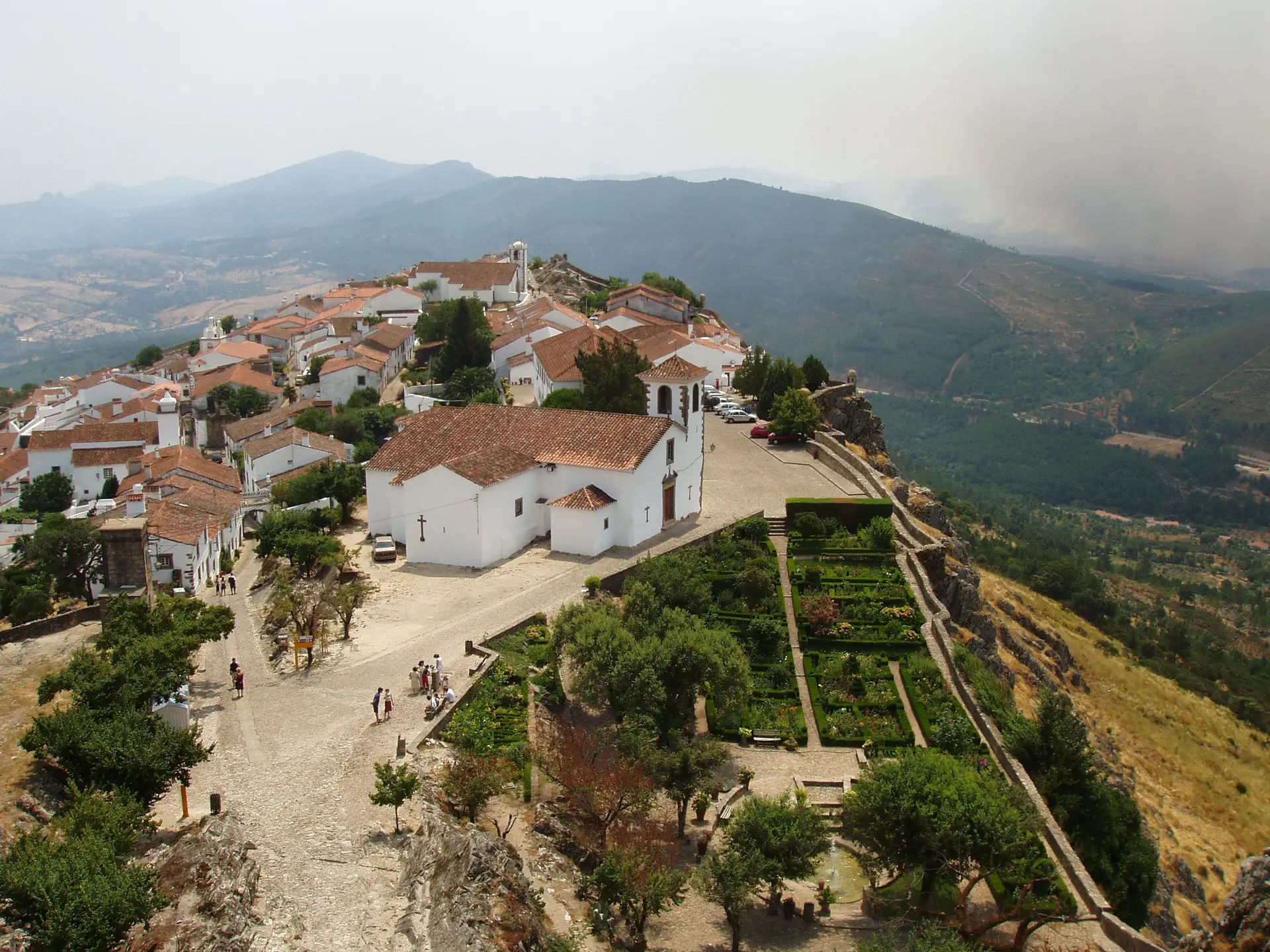 Autarca de Marvão condenado a perda de mandato e pena suspensa por corrupção passiva
