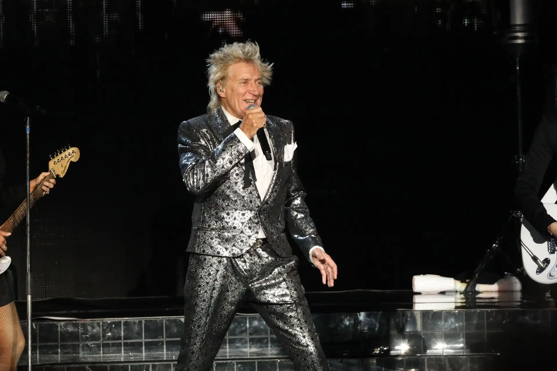 Rod Stewart rejeitou proposta de 1 milhão de euros para atuar no Mundial do Catar