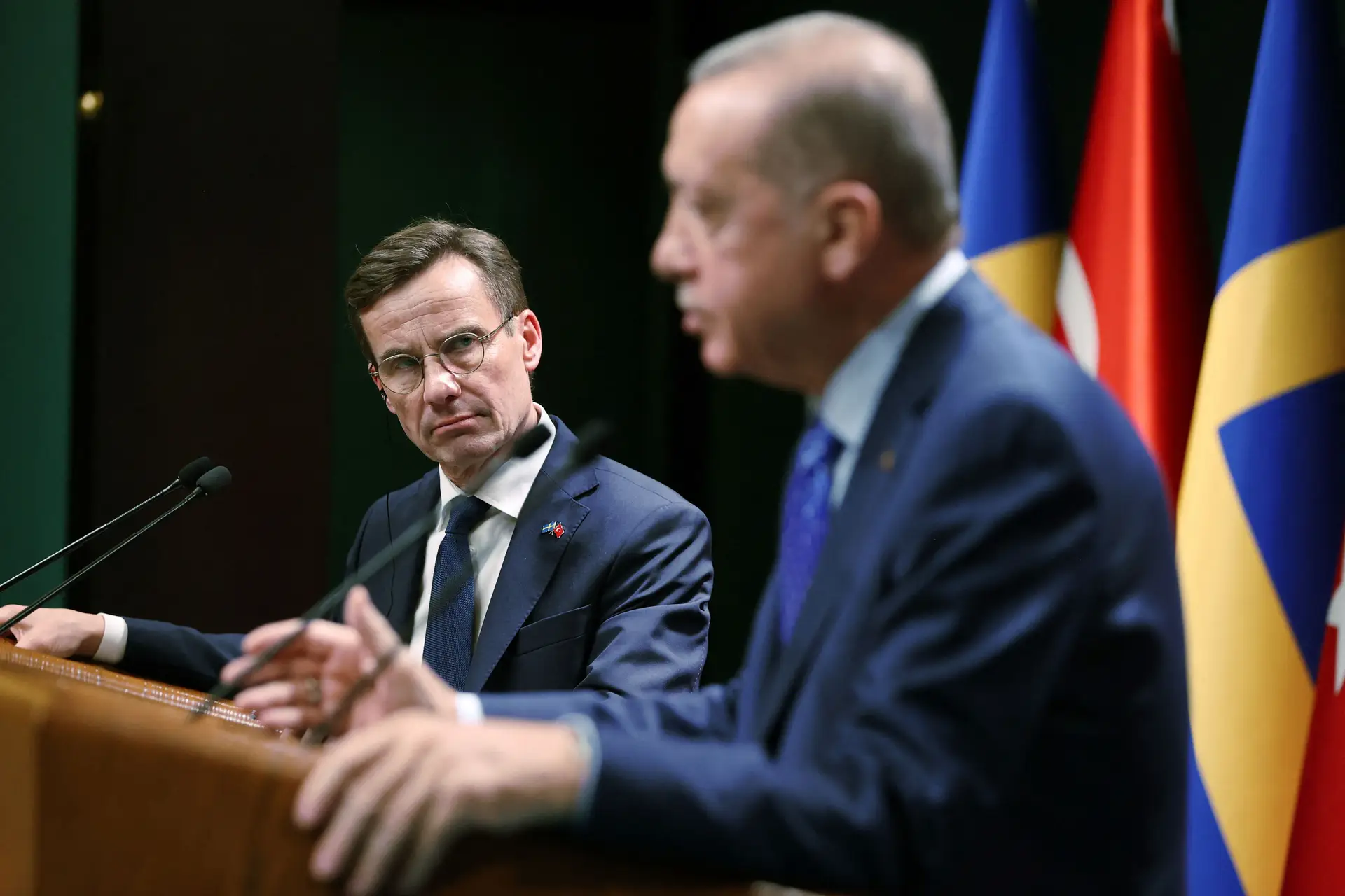 Ulf Kristersson, primeiro-ministro da Suécia, e Recep Tayyip Erdogan, Presidente da Turquia
