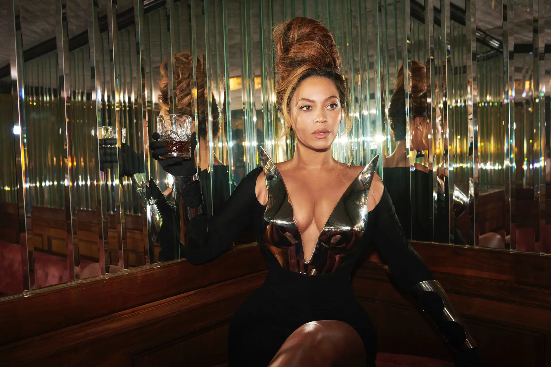 Beyoncé é a artista feminina internacional mais procurada