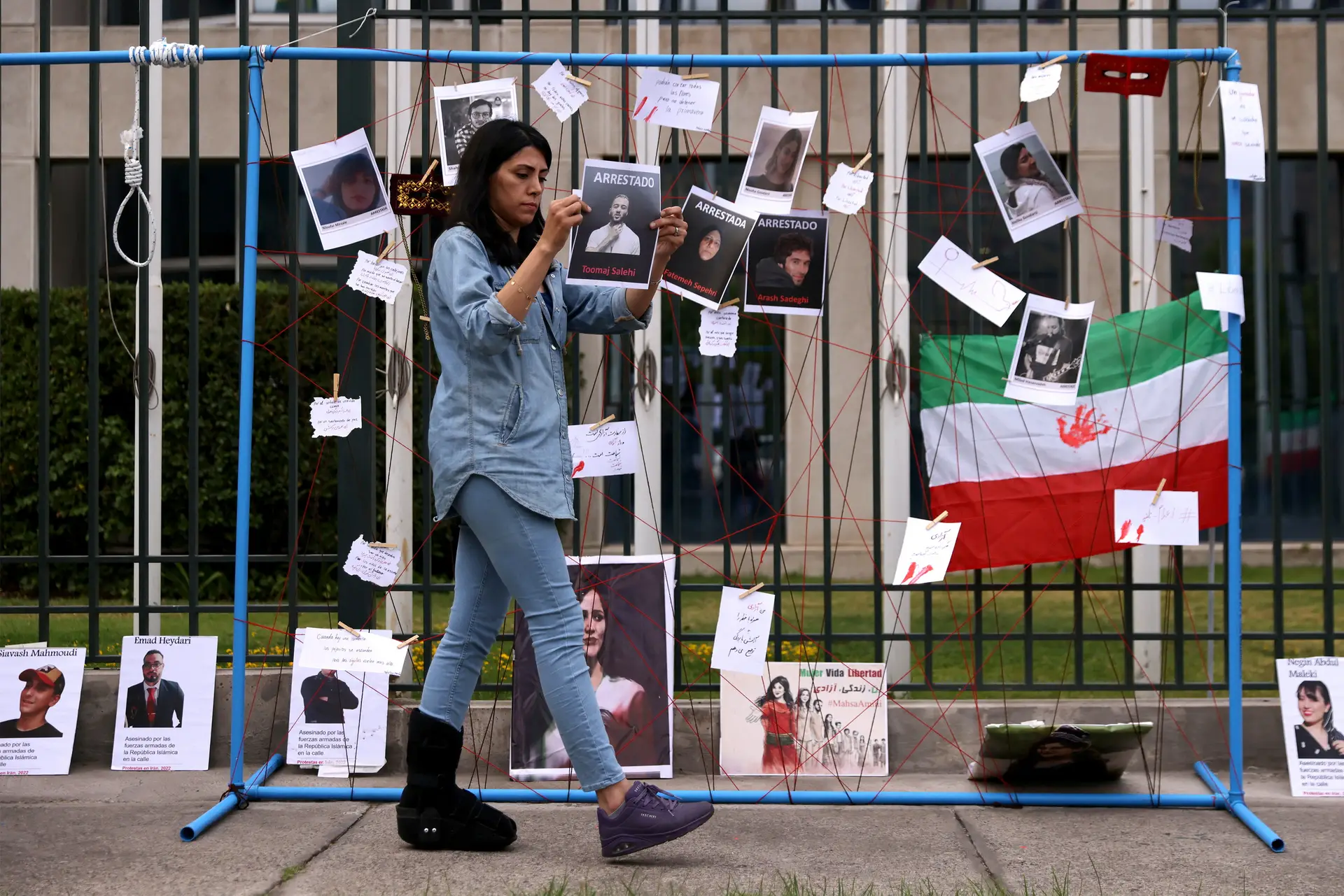 Irão: estatuto da polícia da moralidade incerto após anúncio de alegada abolição