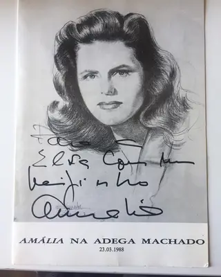 Dedicatória de Amália na Adega Machado