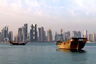 Arranha-céus de West Bay na baía de Doha
