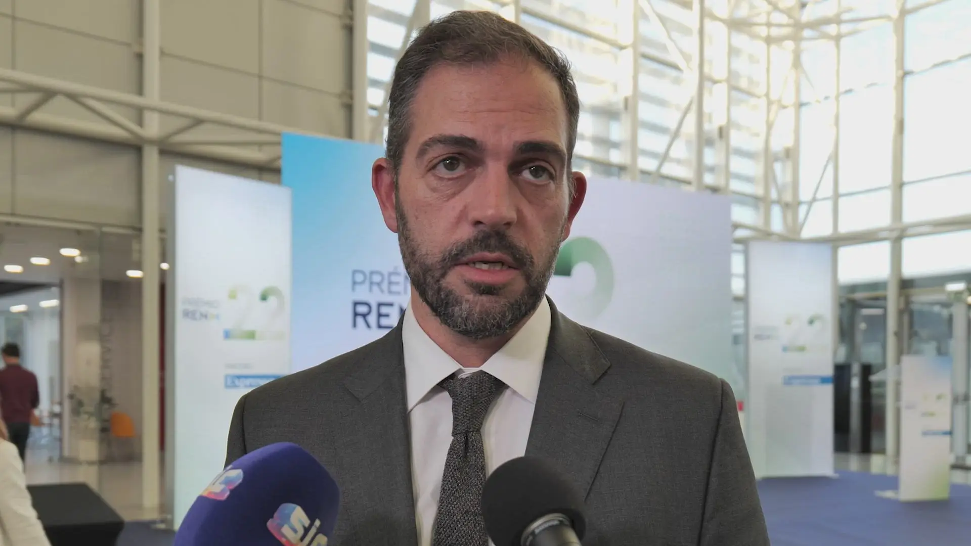 Ministro do Ambiente: "Os preços da energia vão pesar menos na carteira dos portugueses em 2023"