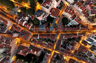 “Gentrificação”, “bomba-relógio”, “insustentável”: preços das casas empurram 76 mil pessoas para fora de Lisboa e Porto em três anos