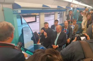 Linha renovada e comboios novos em Cascais em 2026
