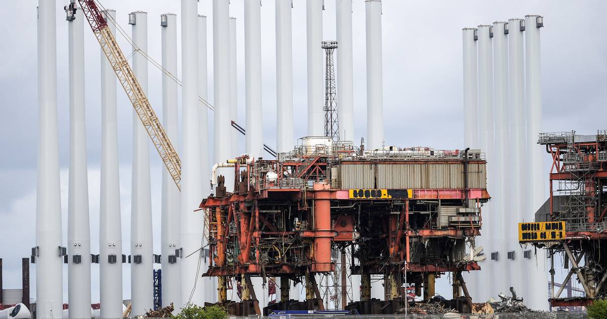 Preço do petróleo Brent cai 1,55% à espera de negociações entre EUA e Irão